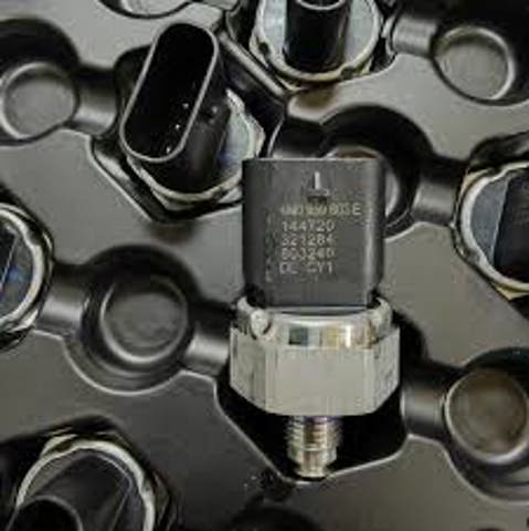 4M0959603E Датчик давления кондиционера купить Кривой Рог