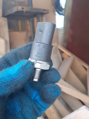 BOSCH 0281002239 Датчик давления топлива в наличии Павлоград