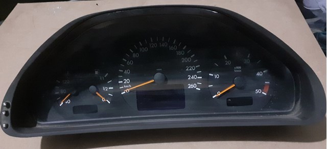 A2105407211 MERCEDES Приборная доска (щиток приборов) купить в Черкассы