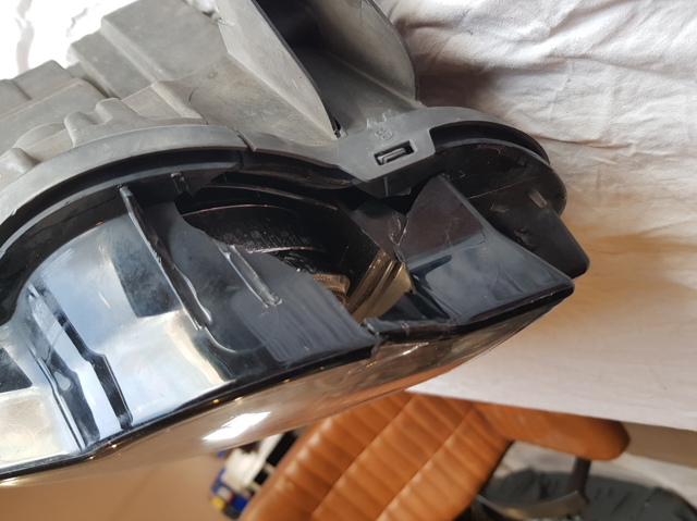 LR046921 LAND ROVER Фара правая купить в Ровно