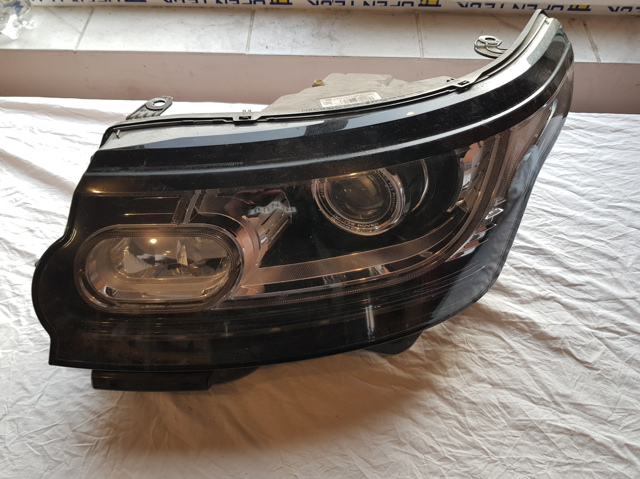 Фара дальнего света в сборе LR046927 LAND ROVER
