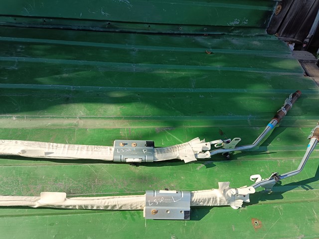 Шторка боковая правая 5H3214B342CC LAND ROVER