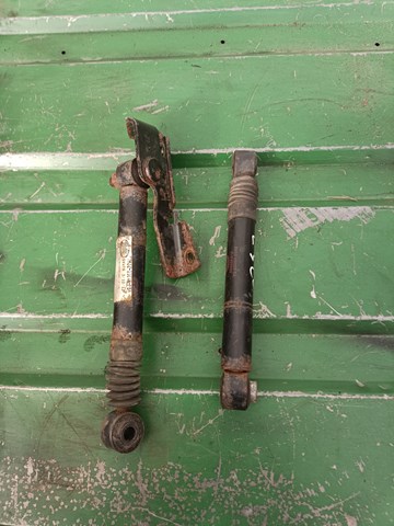 Демпфер кабины 5H325D008EA LAND ROVER