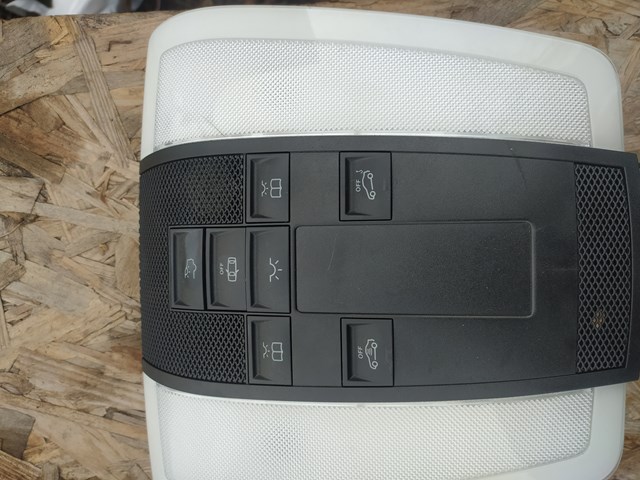 Лампочка освещения салона A2049063002 MERCEDES