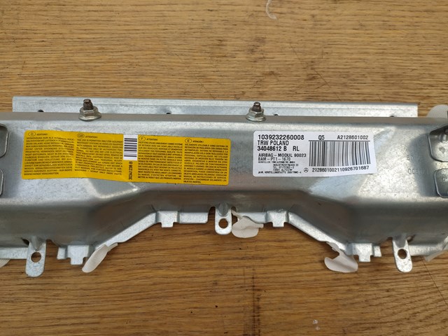 Подушка безопасности защиты коленей A2128601002 MERCEDES