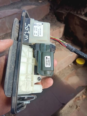 MERCEDES A2227600893 в наличии Ужгород