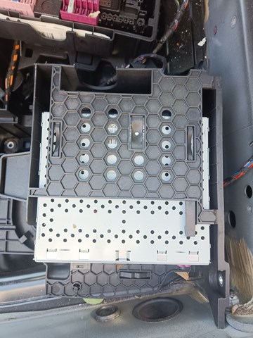 Блок управления мультимедийный A2229003210 MERCEDES