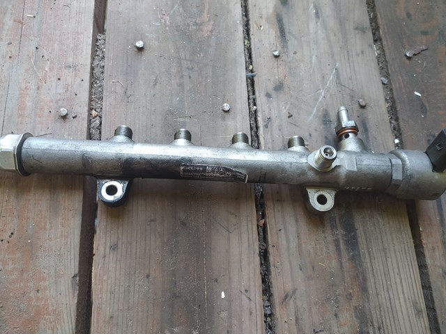 Распределитель топлива (рампа) A6510700595 MERCEDES