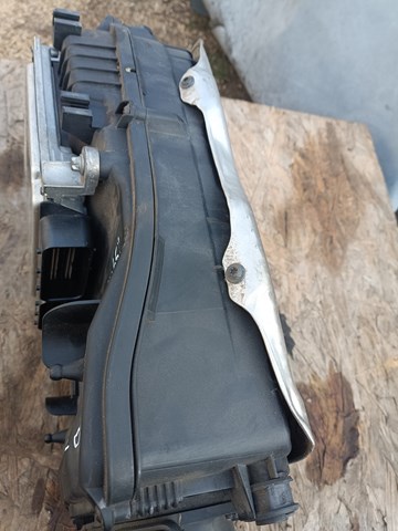  Корпус воздушного фильтра A6510901701 MERCEDES