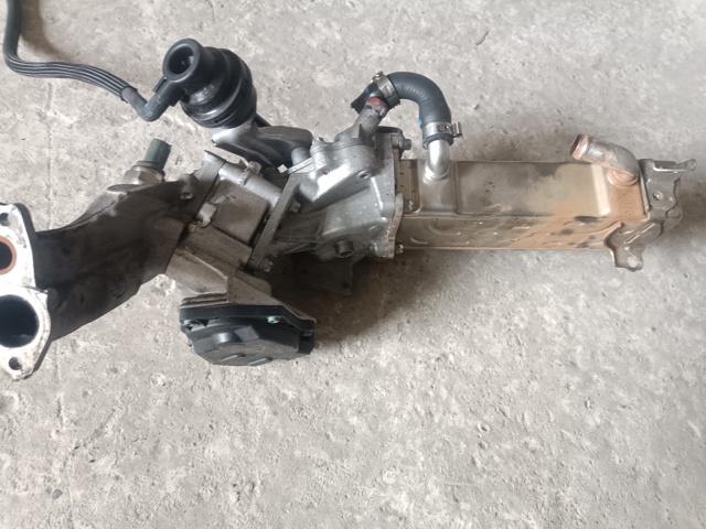 Клапан EGR, рециркуляции газов A6511400360 MERCEDES