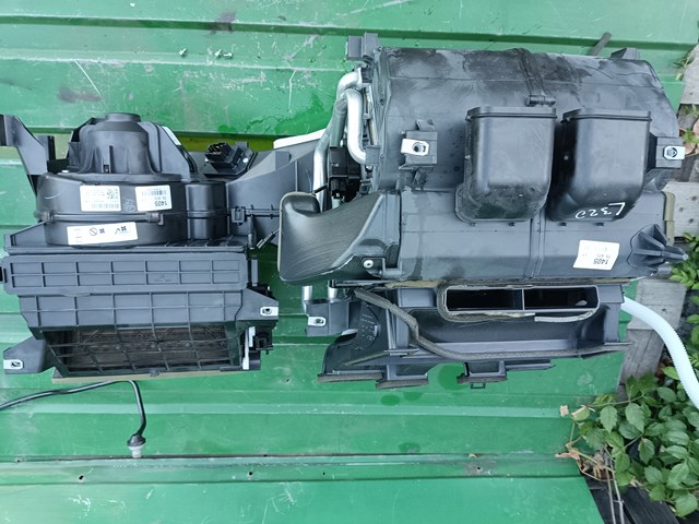 Корпус отопителя салона CH2218C424BE LAND ROVER