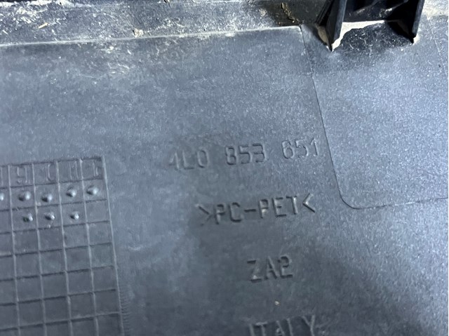 VAG 4L0853651 Решетка радиатора в наличии Киев