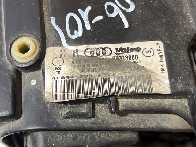 VAG 4L0941004 Фара правая в наличии Житомир