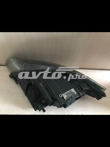 4L0941004 Правая фара купить Сумы