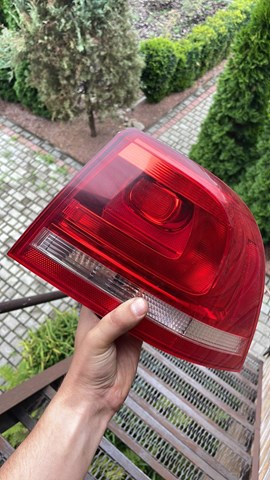 VAG 7P6945096D Фонарь задний правый внешний в наличии Одесса