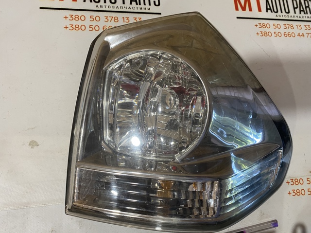 Фара задняя правая внешняя 8155048060 TOYOTA