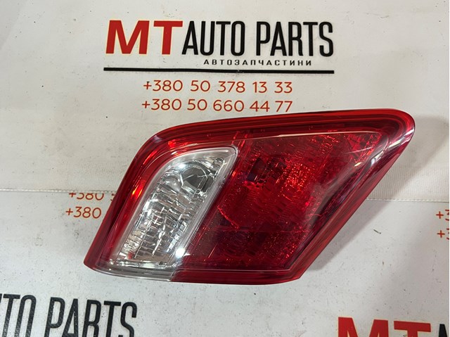 Фонарь задний левый, внутренний 8159006120 TOYOTA