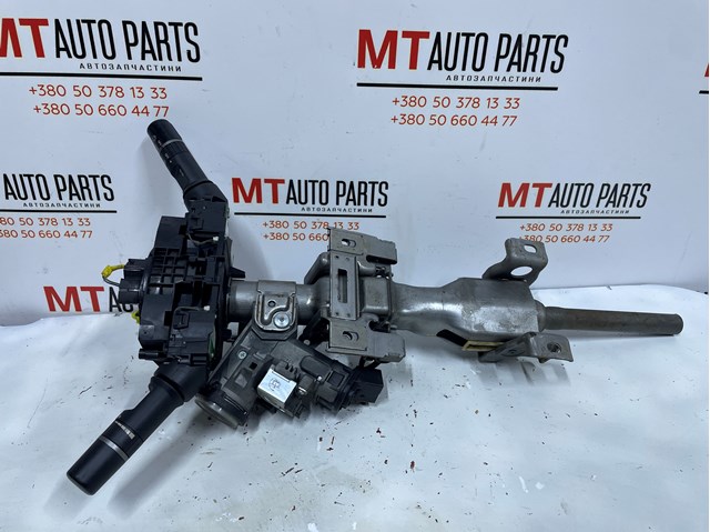 MAZDA GS1F66128 Правый подрулевой переключатель в наличии Полтава