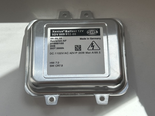 Реле для ксенона 5DV009932001 HELLA