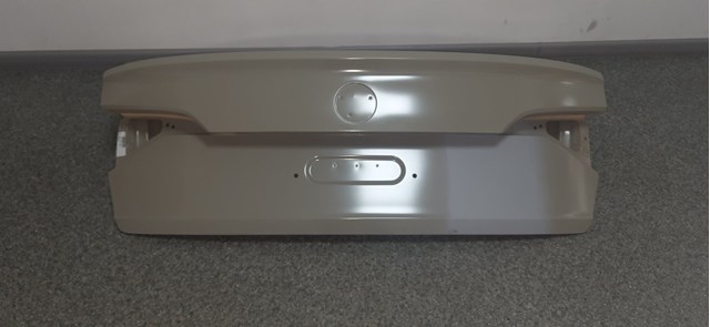 Крышка багажника 17A827025 VAG