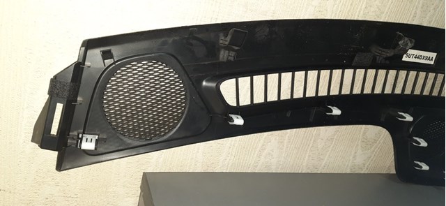 CHRYSLER 5UT44DX9AA в наличии Винница