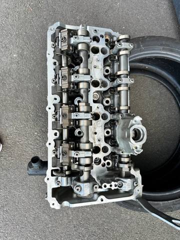 Головка двигателя 11122120714 BMW
