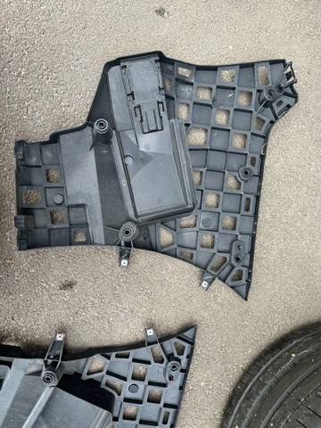 BMW 51127420667 Кронштейн бампера заднего левый в наличии Полтава