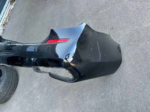 Бампер задний 51128064760 BMW