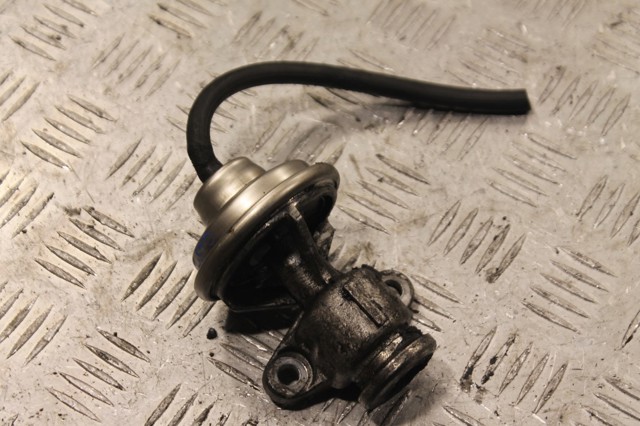 Клапан EGR системы рециркуляции отработавших газов 0021401760 MERCEDES