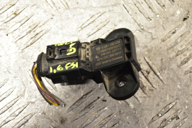 0261230235 Датчик давления во впускном коллекторе, MAP купить Украина