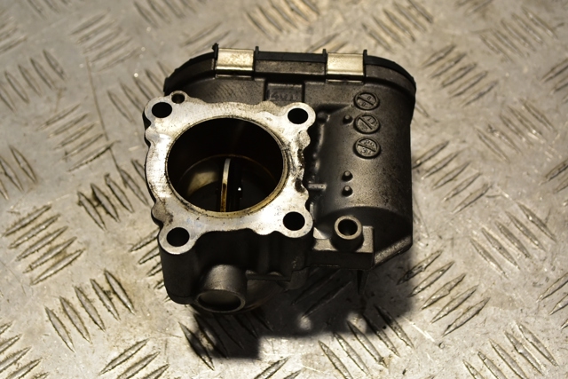 NISSAN 0281002681 Дроссельная заслонка в сборе в наличии Полтава