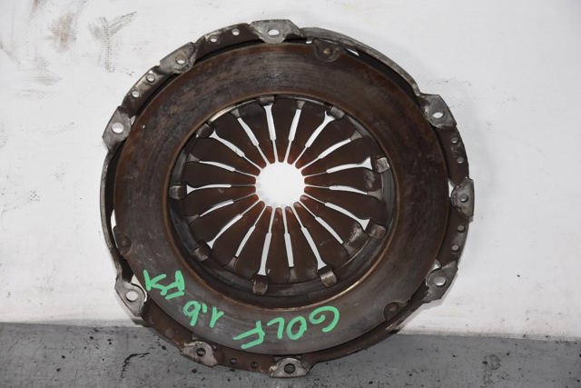 Корзина сцепления 036141026 VAG