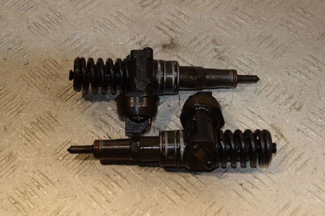 VAG 038130073BQ Топливные форсунки в наличии Черкассы