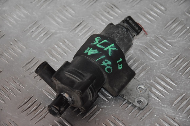 MERCEDES 0392020026 Помпа водяная (насос) охлаждения, дополнительный электрический в наличии Полтава