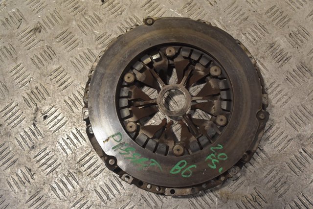 VAG 03C141025E Корзина сцепления в наличии Ирпень