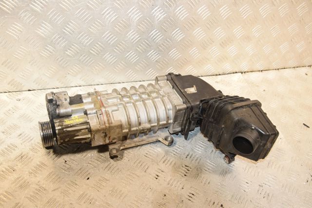 Компрессор автомобильный 03C145601E VAG