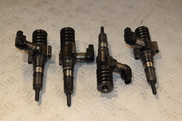 Форсунка инжектора Volkswagen Passat B6