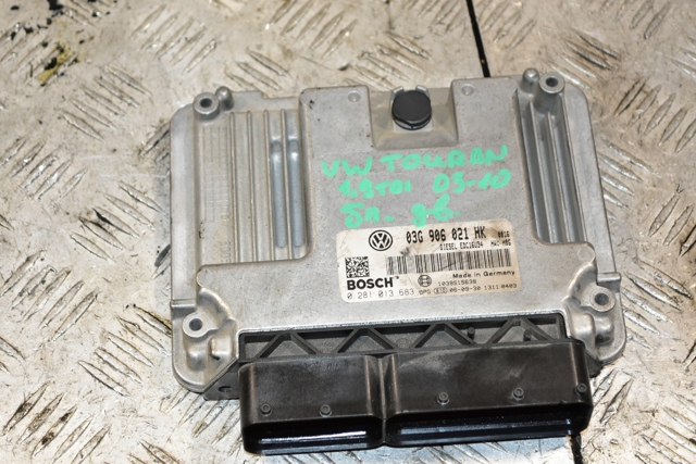 Модуль управления двигателем 03G906021HK VAG