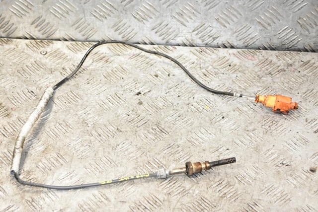 Датчик температуры отработавших газов после сажевого фильтра 03G906088D VAG