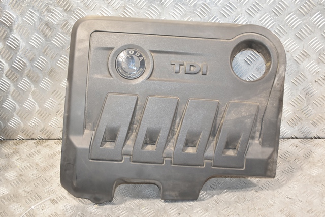 Экран двигателя Skoda Octavia 2 A5