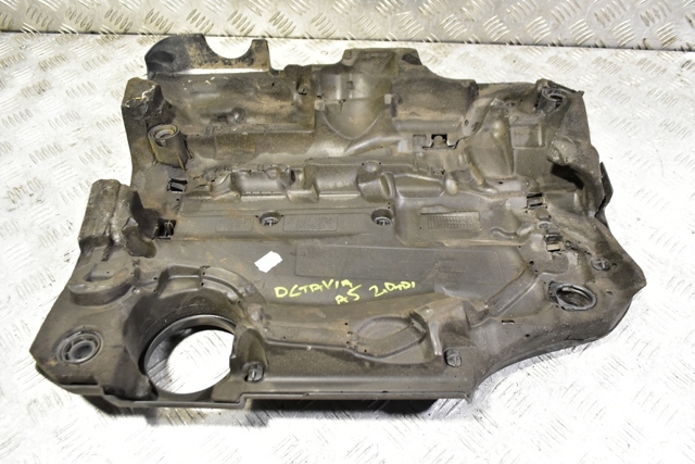 VAG 03L103925E Крышка мотора декоративная в наличии Хмельницкий