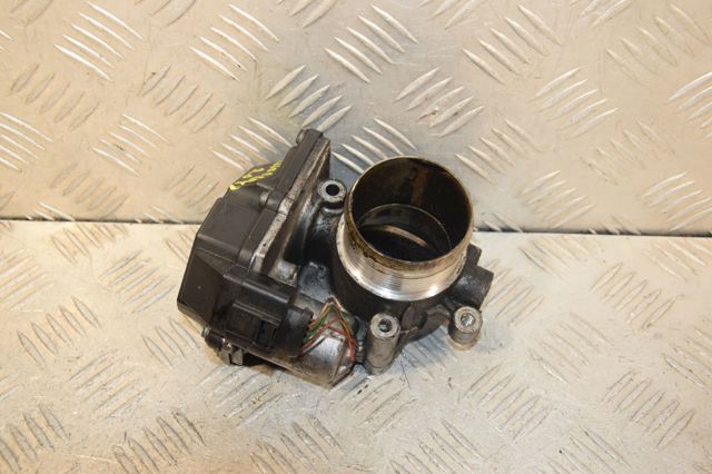 Дроссельная заслонка в сборе 03L128063C VAG