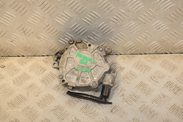 Вакуумный насос Skoda SuperB II