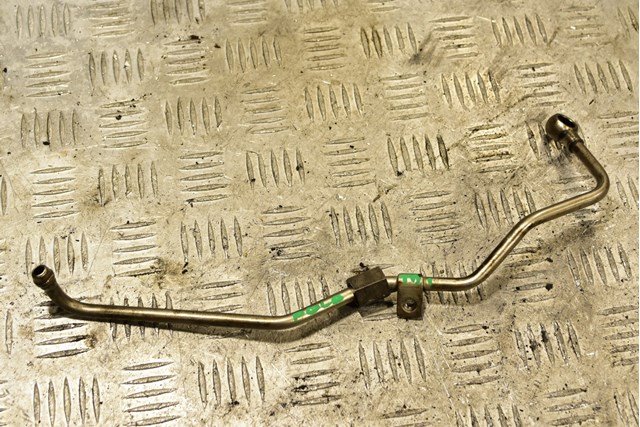 Подача масляная труба 03L145771AB VAG