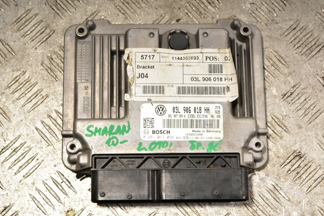 Модуль управления двигателем 03L906018HH VAG