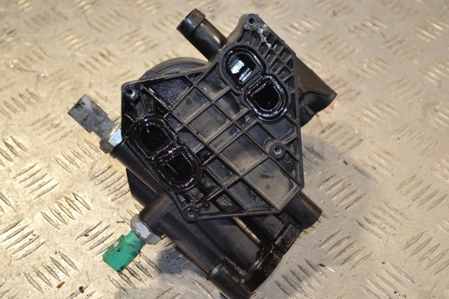 VAG 03N115389K Корпус масляного фильтра в наличии Ровно