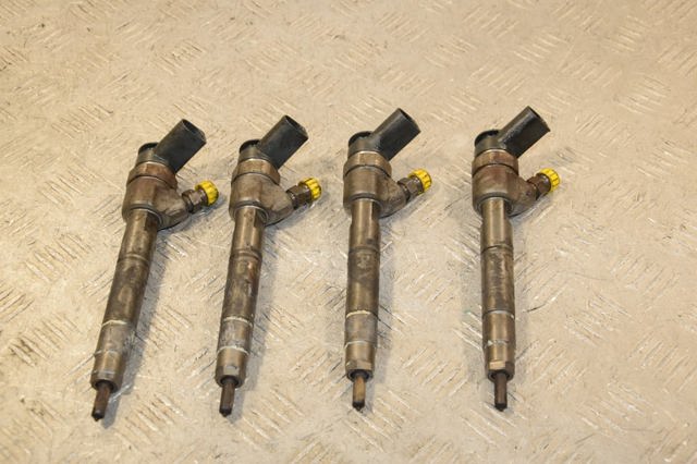 MERCEDES 0445110167 Топливные форсунки в наличии Каменское