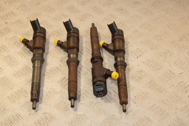 Форсунки 0445110273 FIAT