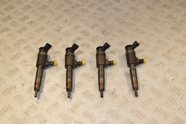 Форсунка инжектора 0445110340 PEUGEOT