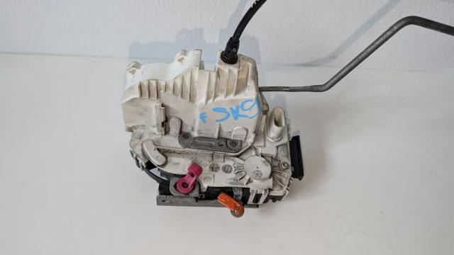 Замок передней левой двери 04589921AF CHRYSLER